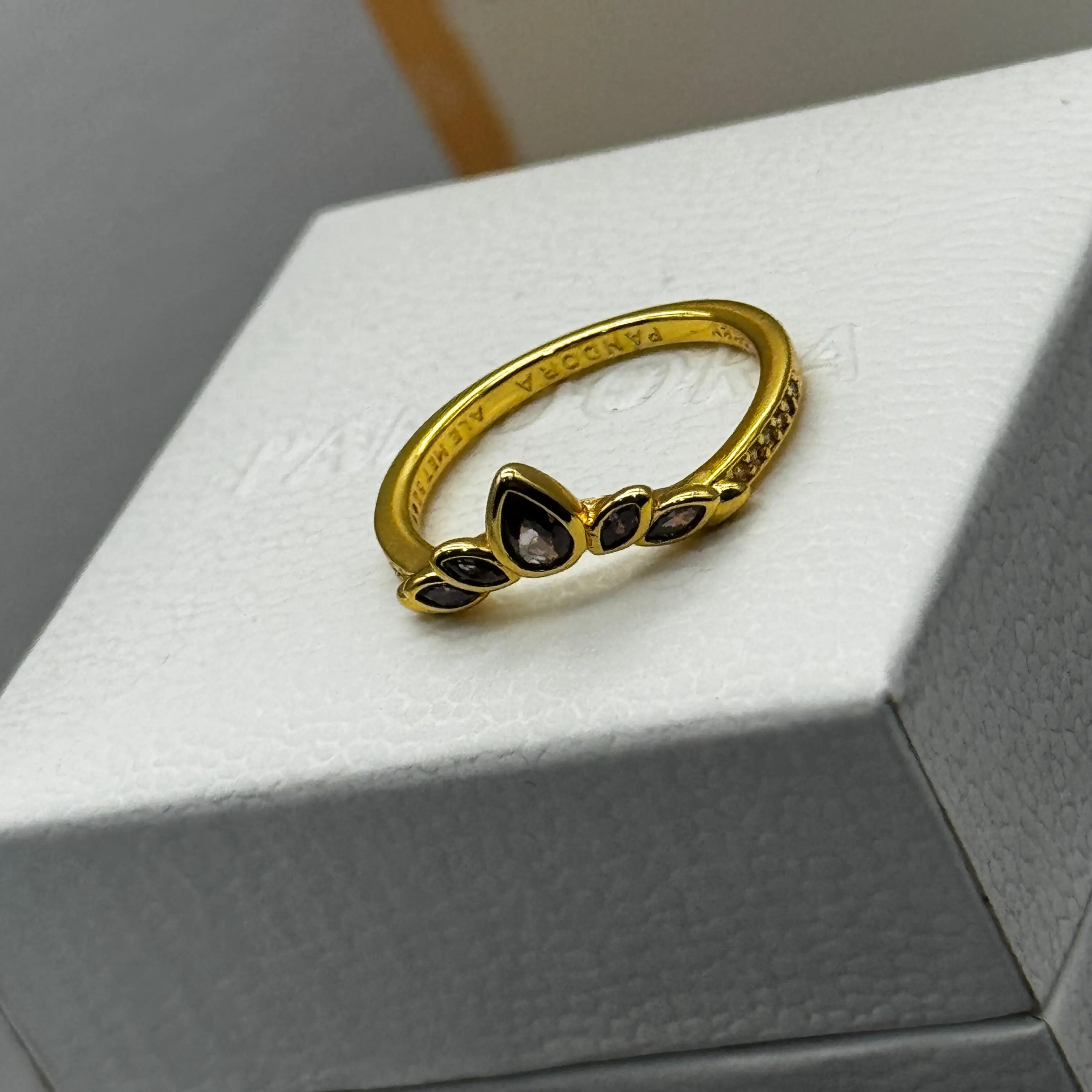 ANILLO PANDORA TIARA PRINCESA RENIA DISNEY FROZEN ORO 14K - Image 4