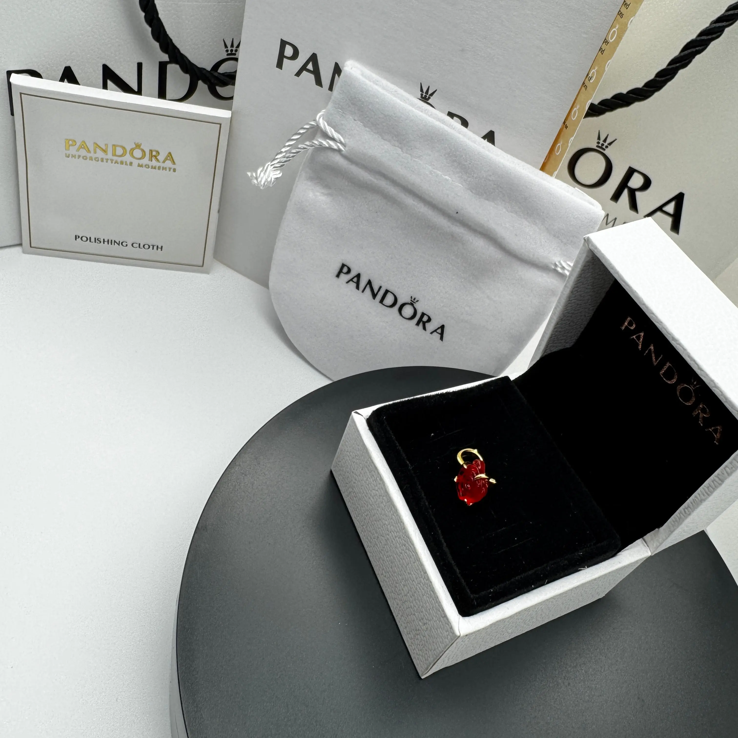 CHARM PANDORA COLGANTE ROSA ENCANTADA ROJA DISNEY BELLA Y BESTIA ORO 14K - Image 3