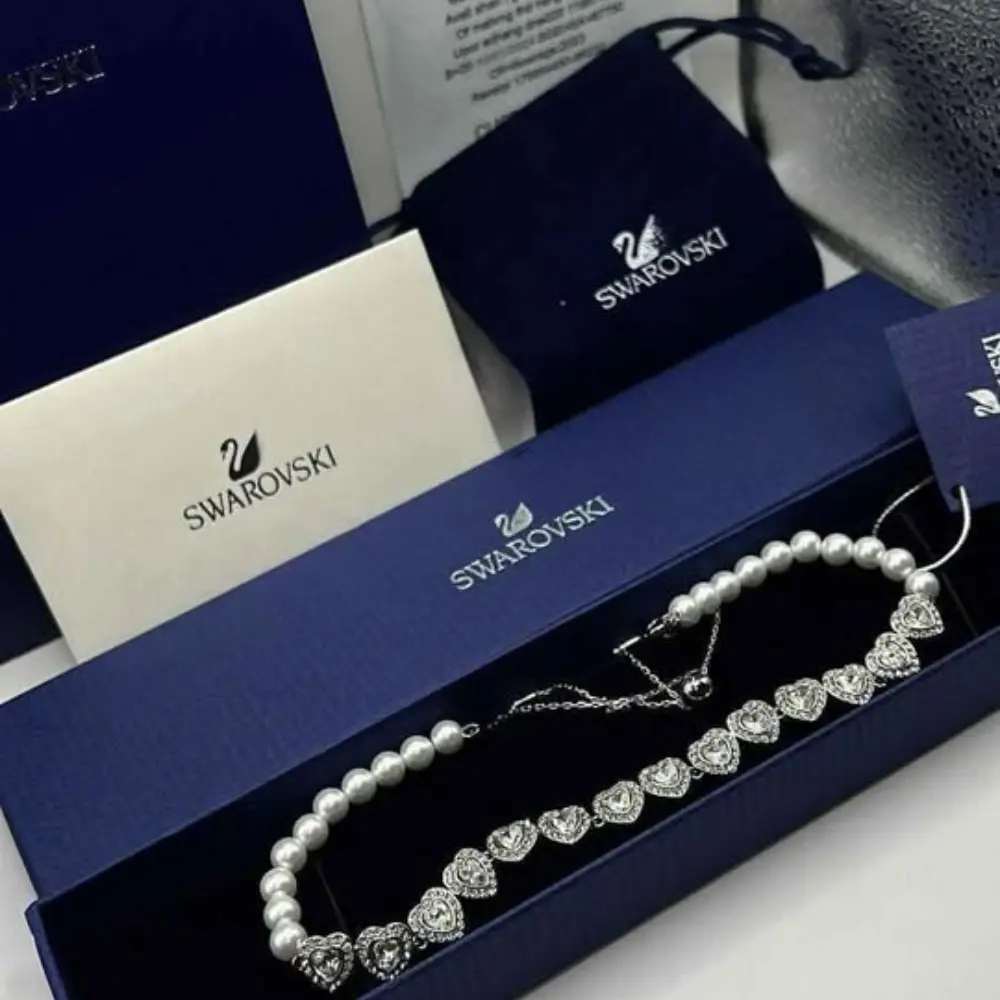 COLLAR CHOKER SWAROVSKI ARIANA GRANDE PERLAS CORAZONES + KIT DE REGALO - Image 4