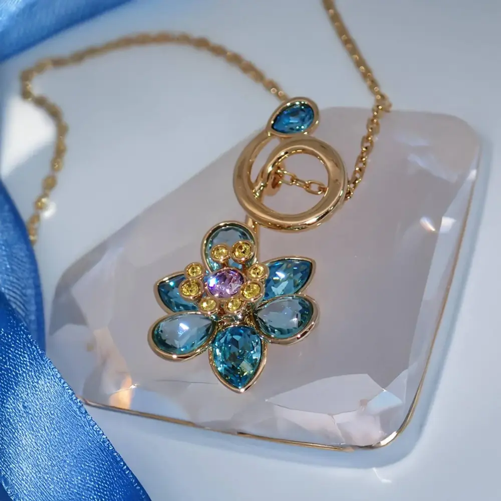 COLLAR COLGANTE SWAROVSKI FLORERE FLOR IDYLLIA AZUL ORO CRISTALES + KIT DE REGALO - Image 3
