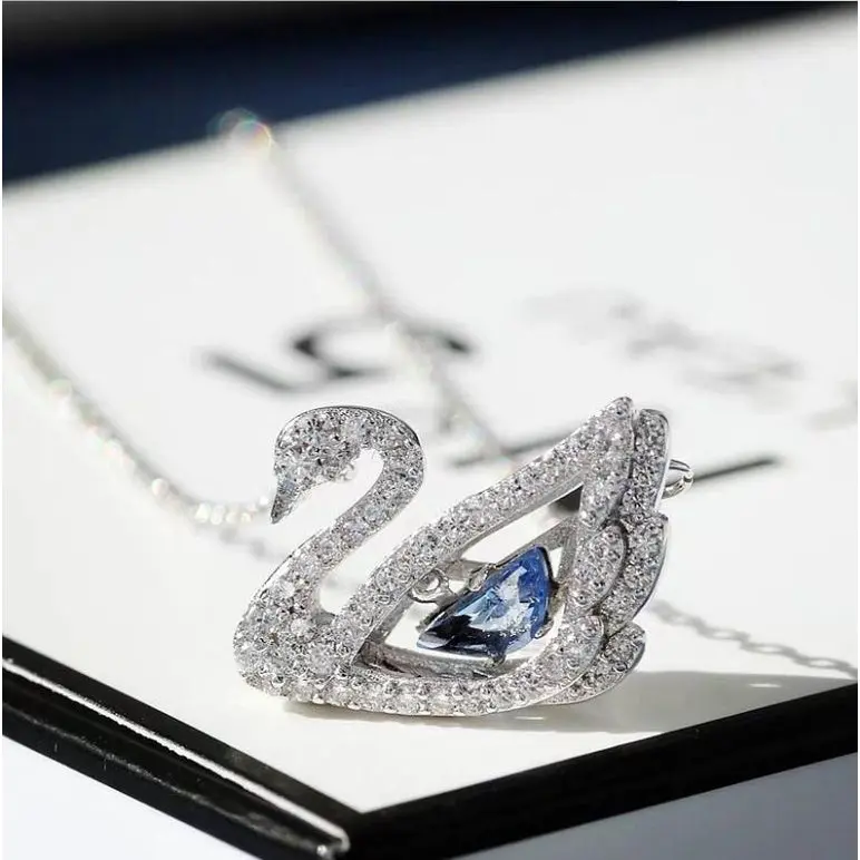 COLLAR SWAROVSKI DANCING SWAN AZUL CISNE RODIO + KIT DE REGALO - Image 4