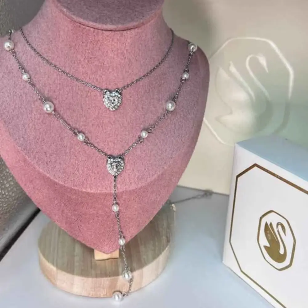 COLLAR SWAROVSKI EN Y ARIANA GRANDE CORAZON BLANCO + KIT DE REGALO - Image 3
