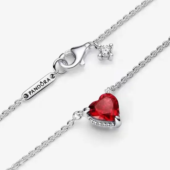 SET CONJUNTO COLLAR + ANILLO + ARETE CORAZÓN ELEVADO ROJO PANDORA - Image 8