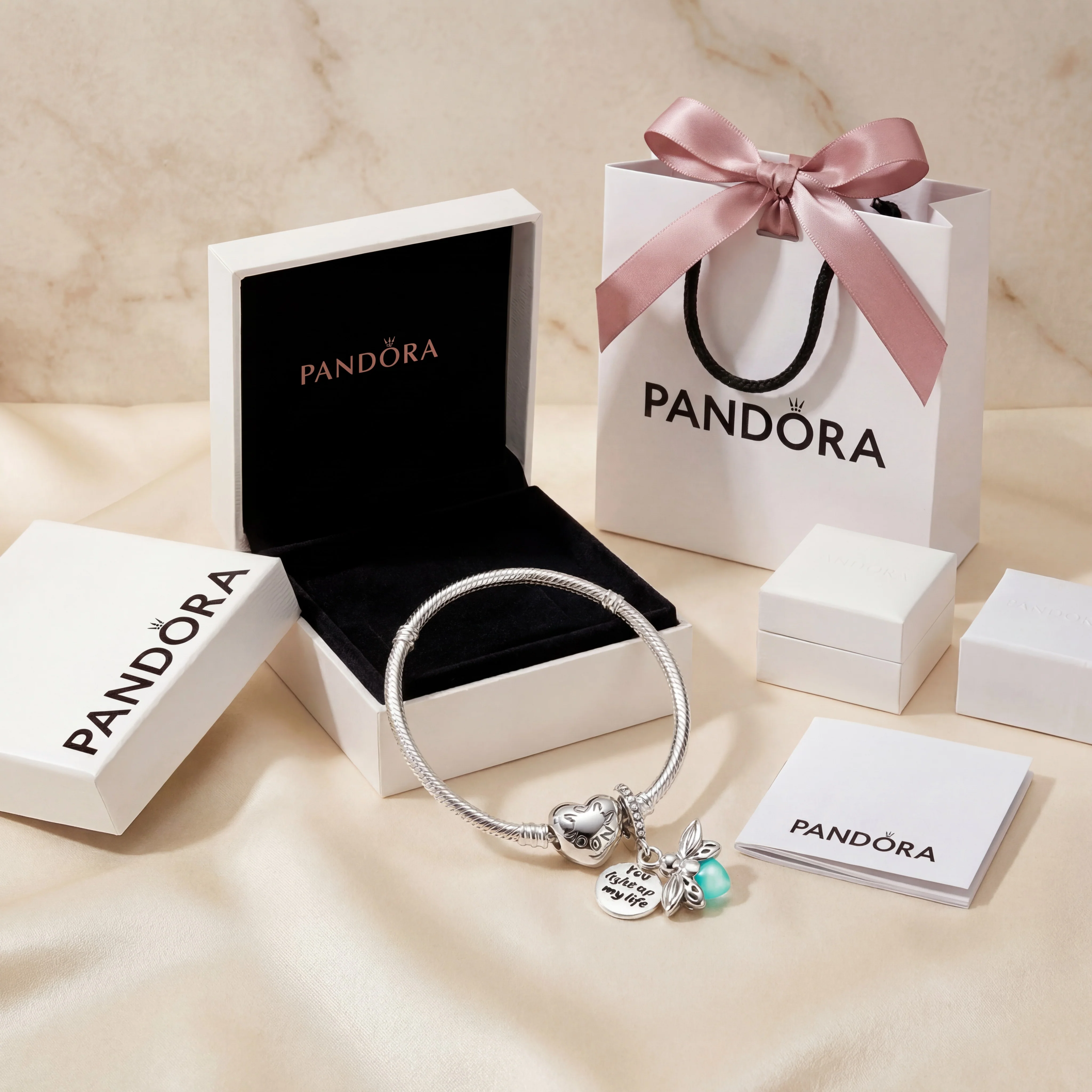SET PULSERA CORAZON MOMENTS PANDORA + CHARM EVANGELINE LUCIERNAGA - Image 3