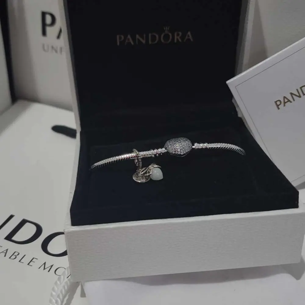 SET PULSERA PANDORA CORAZON CENTELLEANTE + CHARM EVANGELINE LUCIERNAGA + KIT - Image 3